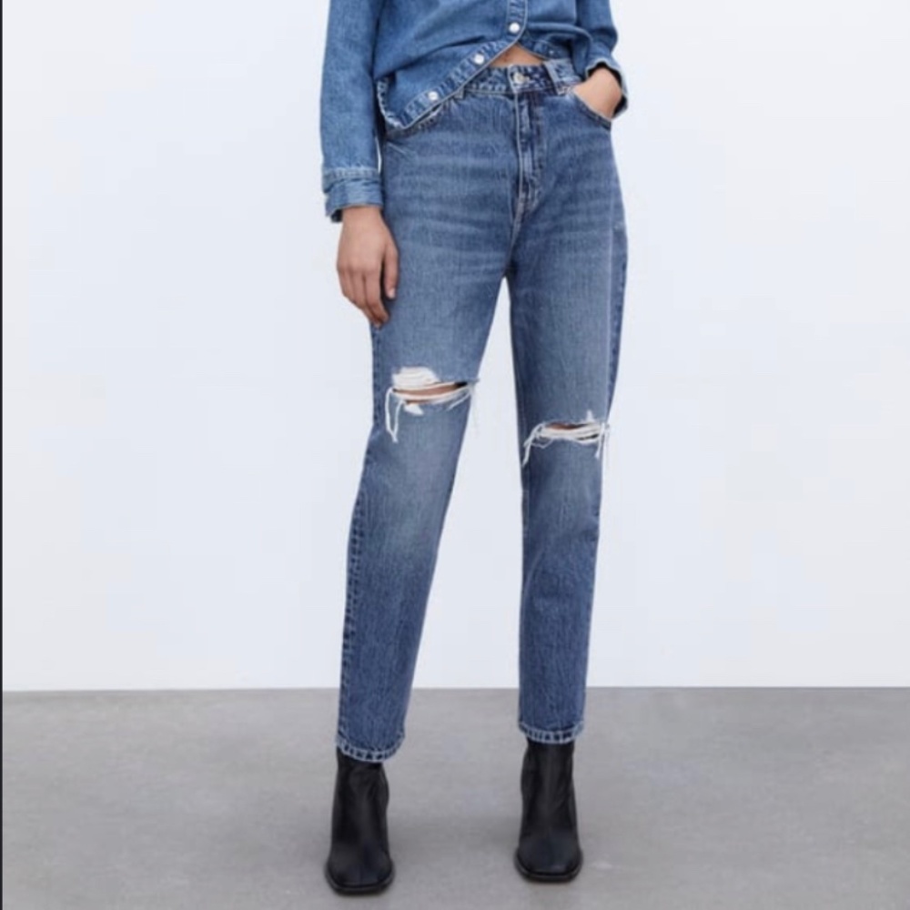 Zara Hugh Waist Ripped Mom Fit Jeans, NEW